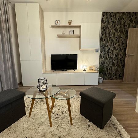 Moderny Apartman S Vyhladom Na Vysoke Tatry Πόπραντ Εξωτερικό φωτογραφία